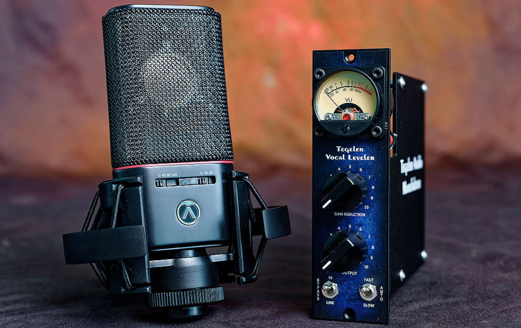 Austrian Audio OC18 & Vocal Leveler 500 Bundle - Studio Microphone & Opto Compressor